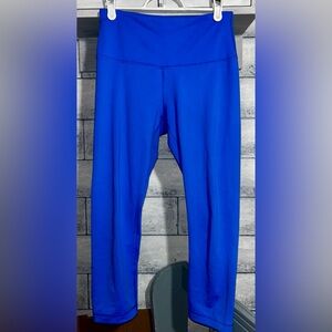 Yogalicious Vibrant Blue Cropped Leggings Size Small High-Rise Capris